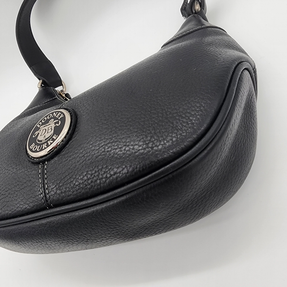 Dooney & Bourke Y2K Small Black Pebbled Leather Hobo Bag - Picture 11 of 16